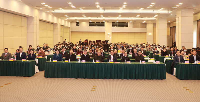 中国民贸民族医药传承振兴与发展大会系列之“专于一域”—— 牢筑基石：从全局谋一域，搭建中医民族医人才培养体系